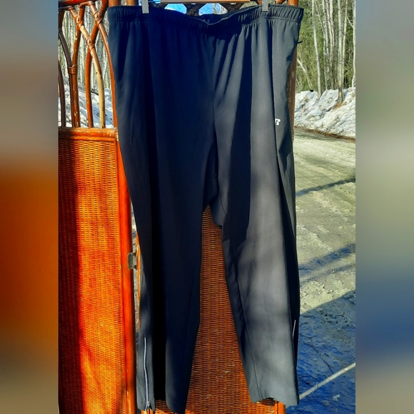 Russell Athletic Activewear Shirt & Pant Set - Picture 7 of 12